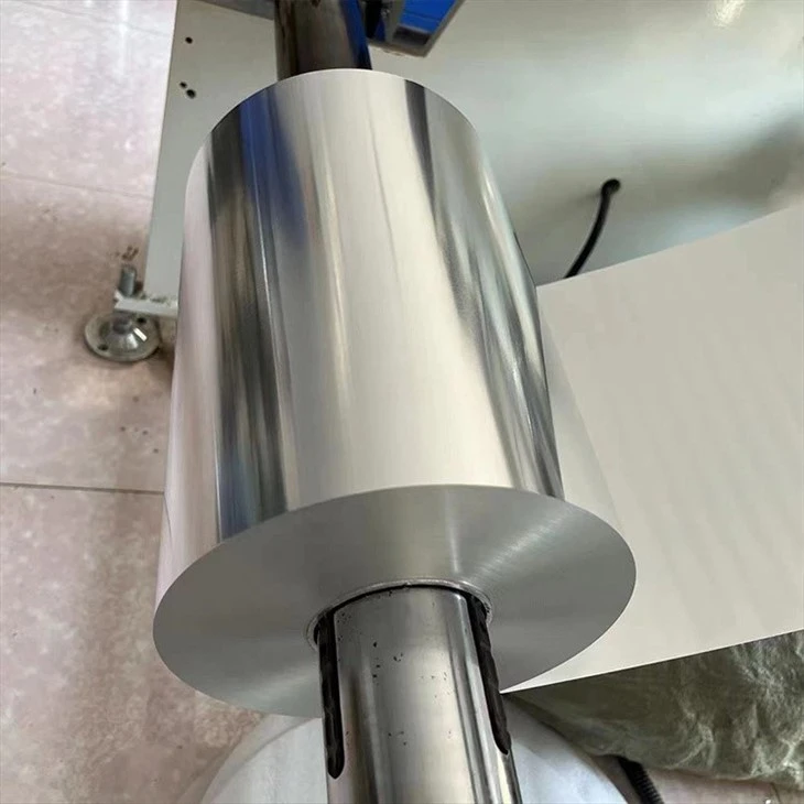 ALUMINIUM HUSHÅLLSFOLIE FÖR TAK
